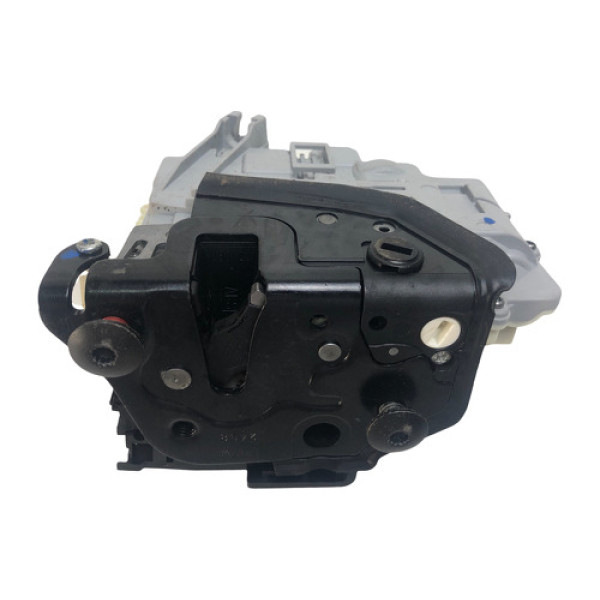 Fechadura Porta Traseira Dir Touareg 2011 A 2015 Passat 07/