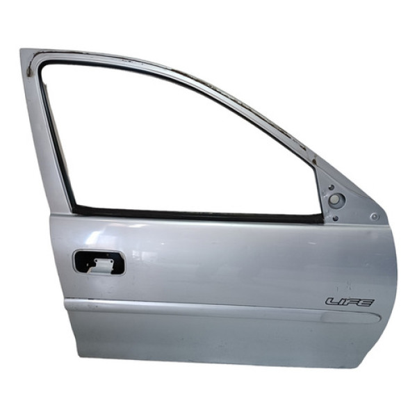 Porta Dianteira Direita Corsa / Classic 1996 1997...a 2016