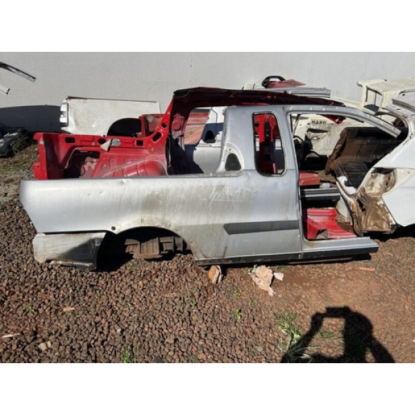 Lateral Traseira Direita Strada Cab Estendida 1999 A 2013 