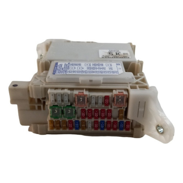 Caixa Fusível Toyota Sw4 2016 2017 A 2022