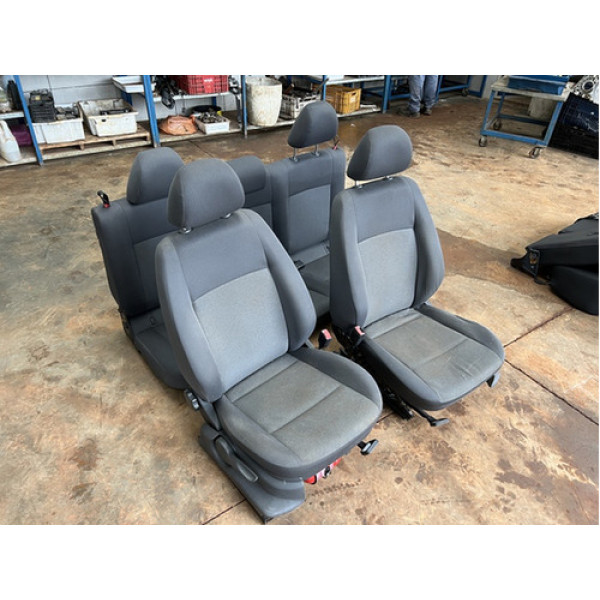 Jogo Bancos Amarok 2011 2012 2013/.. Estendida 4p Tecido