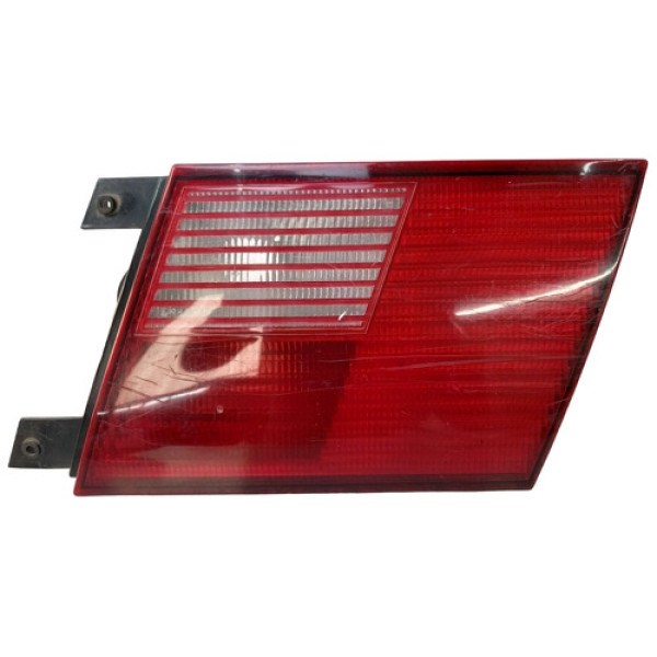 Lanterna Traseira Direita Santana 1998 A 2006 Mala