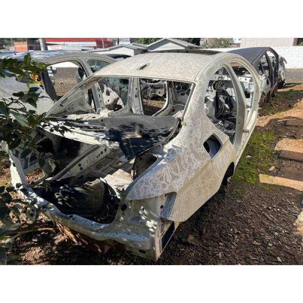 Traseira Com Teto Bmw Série 5 F10 518 520 523 525 528 535