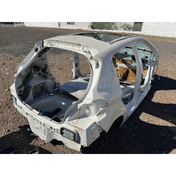 Traseira Com Teto Peugeot 208 2013 2014 A 2020 C/ Teto Solar